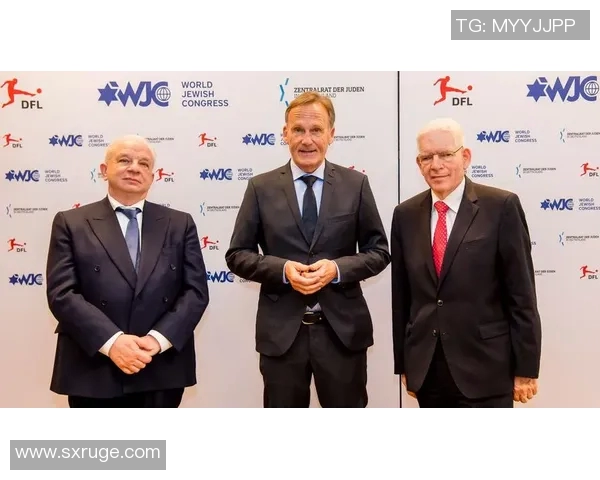 职业足球球员如何平衡竞技生涯与商业发展之路的挑战与机遇 职业足球球员如何平衡竞技生涯与商业发展之路的挑战与机遇