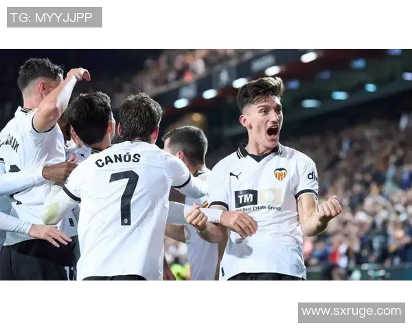 巴伦西亚与西班牙激战正酣精彩比赛直播全程回顾与分析