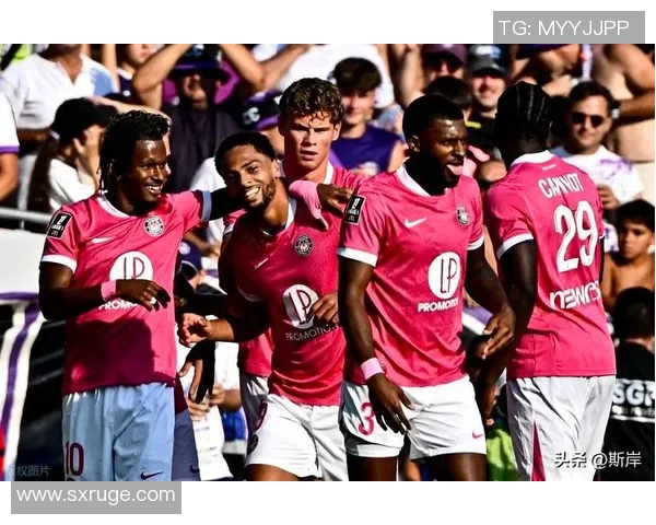 布雷斯与图卢兹的精彩对决揭示法甲新赛季的激烈竞争与球队实力较量 布雷斯与图卢兹的精彩对决揭示法甲新赛季的激烈竞争与球队实力较量