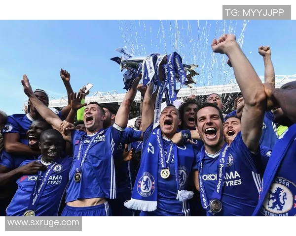 狼队与莱斯特城激战正酣谁能在英超赛场上笑到最后