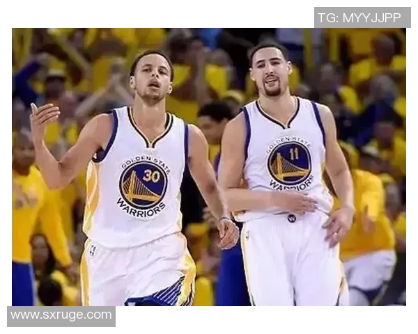 克莱汤普森：勇士队的三分射手与篮球传奇的崛起之路